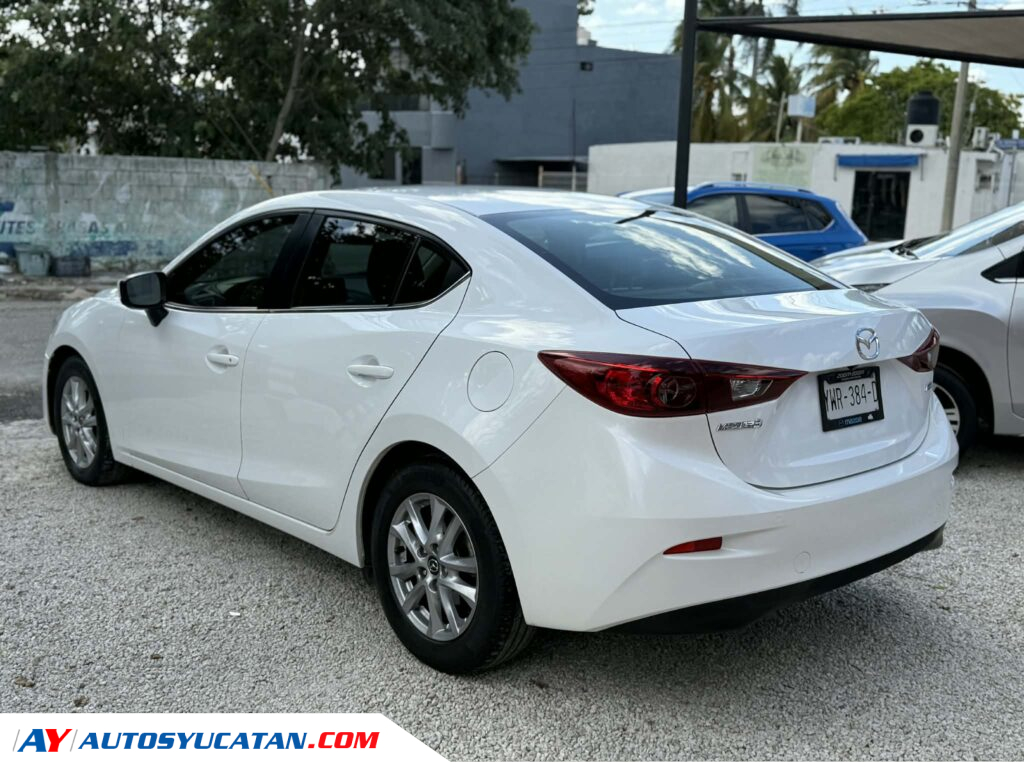 MAZDA 3 SEDAN 2017