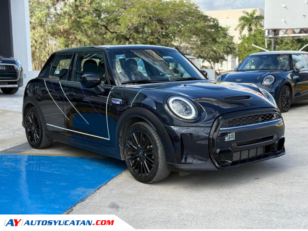 Mini Cooper MAYFIELD 5 puertas Automático Enigmatic Black Metallic 2024