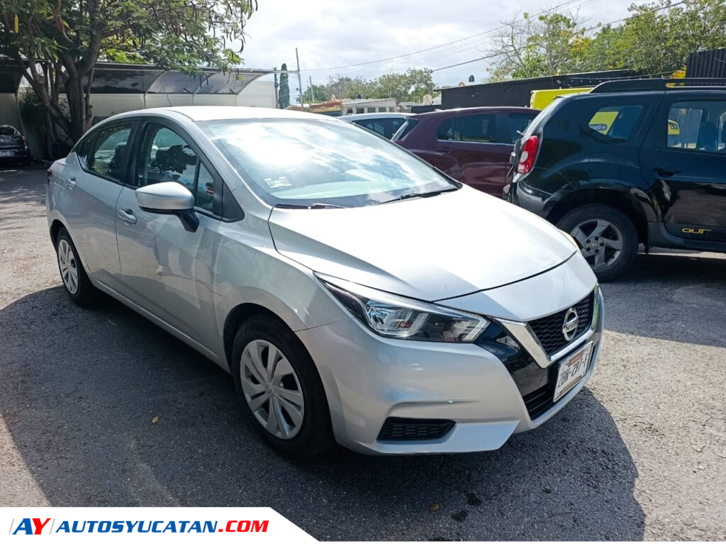 Nissan Versa 2021