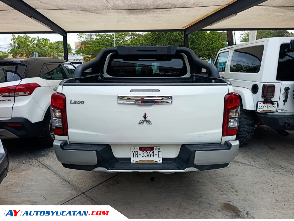 Mitsubishi L200 2022