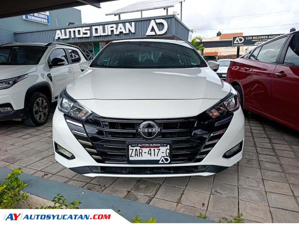 Nissan Versa Advance 2023