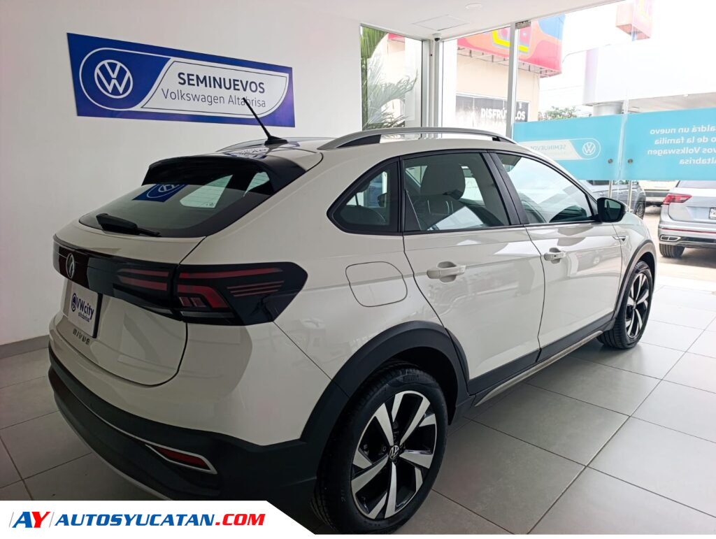 Volkswagen Nivus Highline 2024