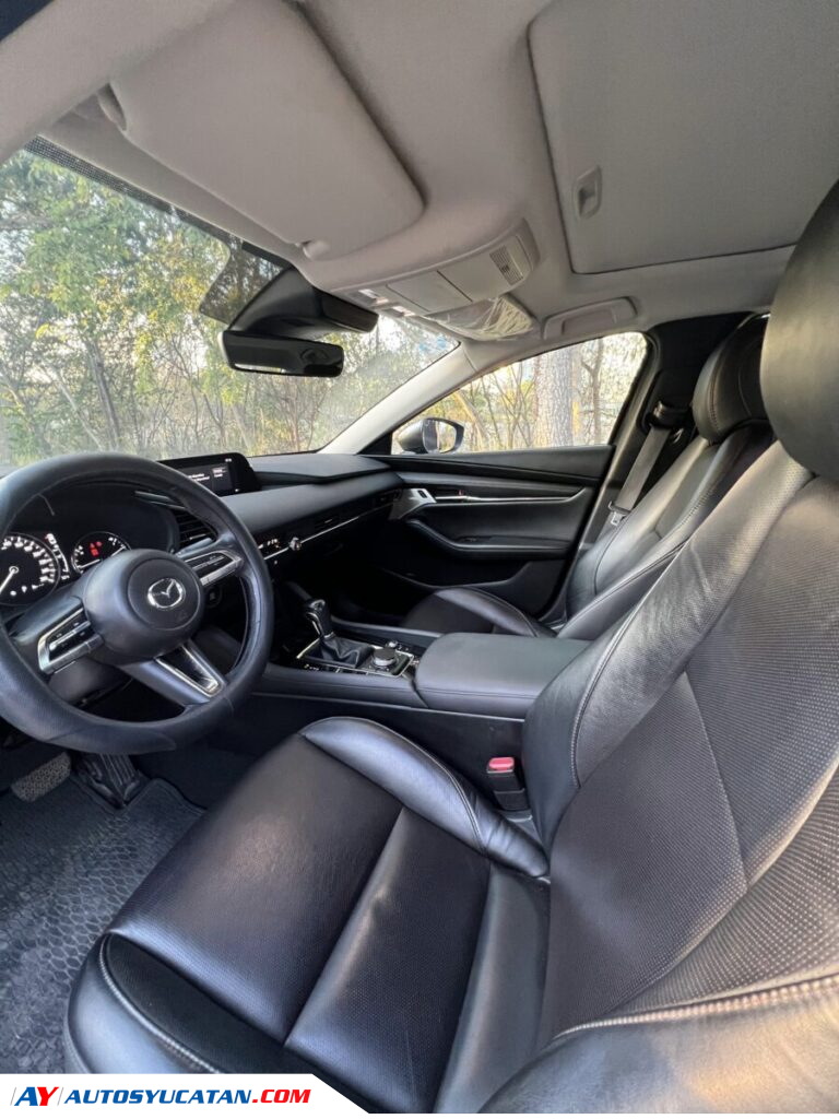 Mazda 3 Gran i Touring 2021 – Excelente estado | Precio a negociar