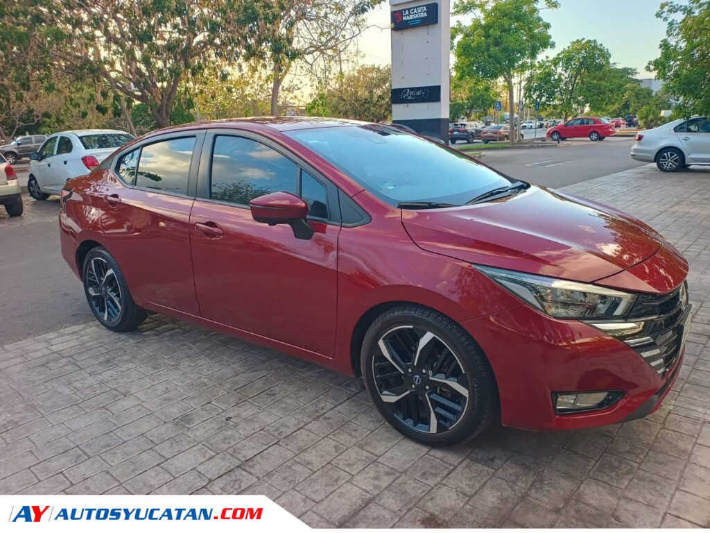 VERSA EXCLUSIVE 2023 COMO NUEVO