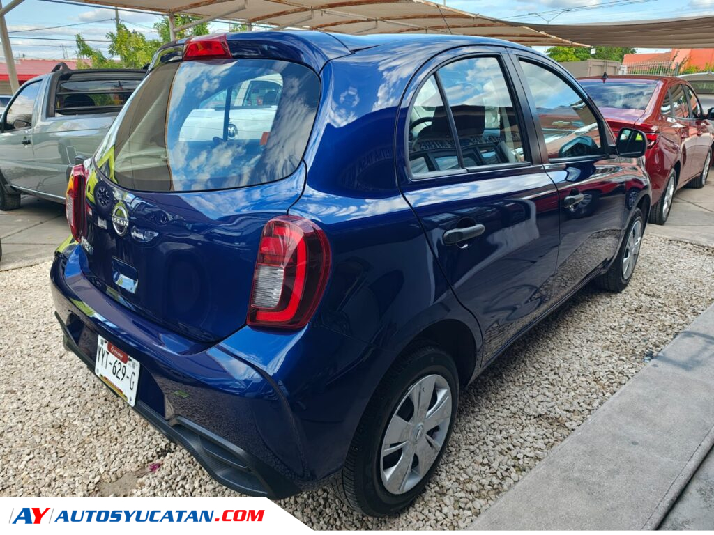 Nissan March Automático 2023