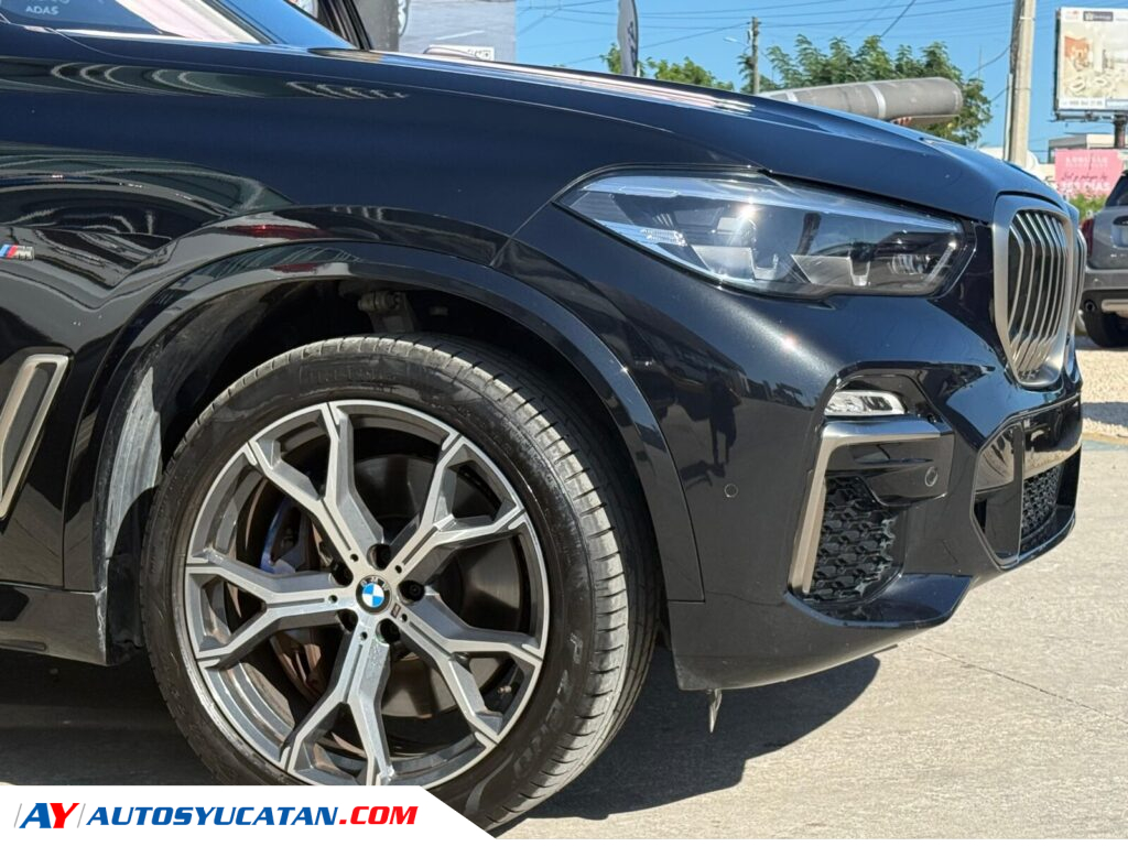 BMW X5 M50 2022