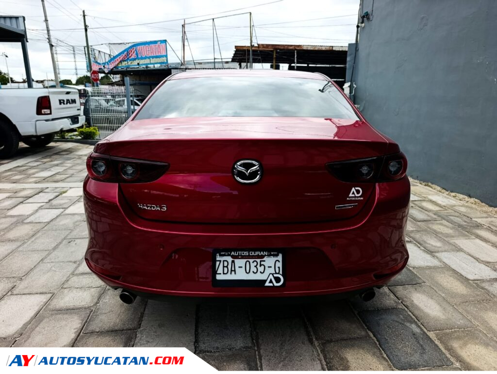 Mazda 3 i Grand Touring 2024