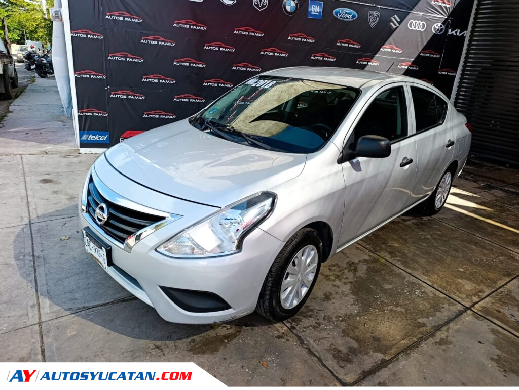 Nissan Versa STD 2018
