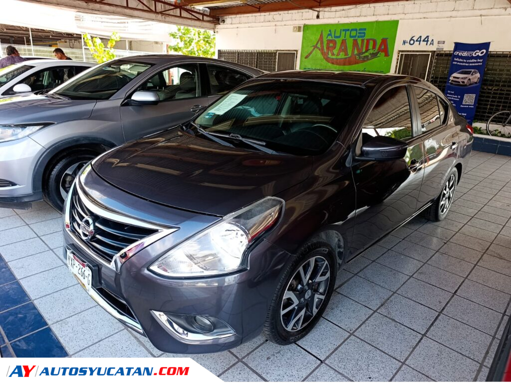 Nissan Versa Exclusive Automático 2015