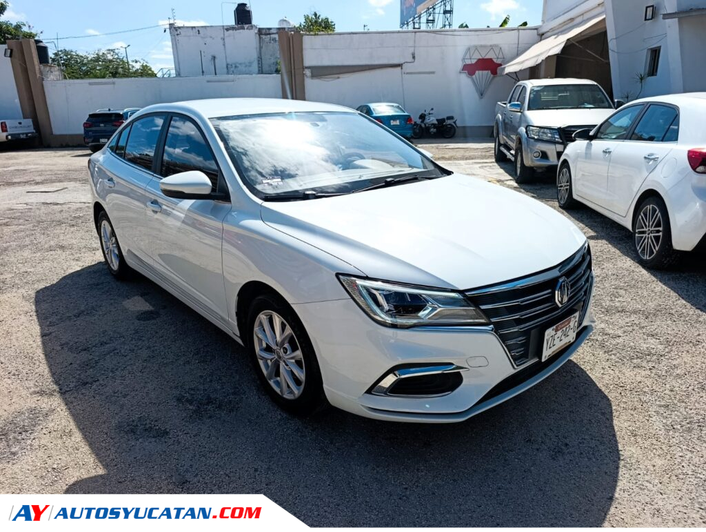 MG MG5 Sedán STD 2024