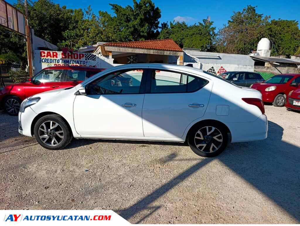 Nissan Versa 2016