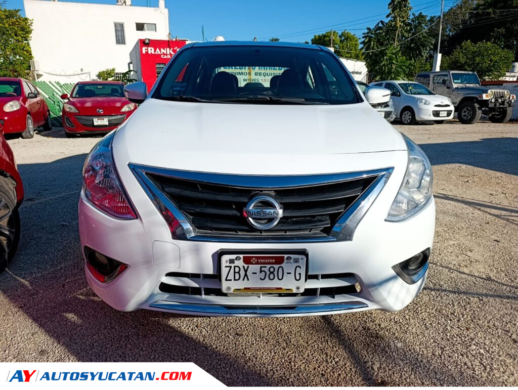 Nissan Versa 2016