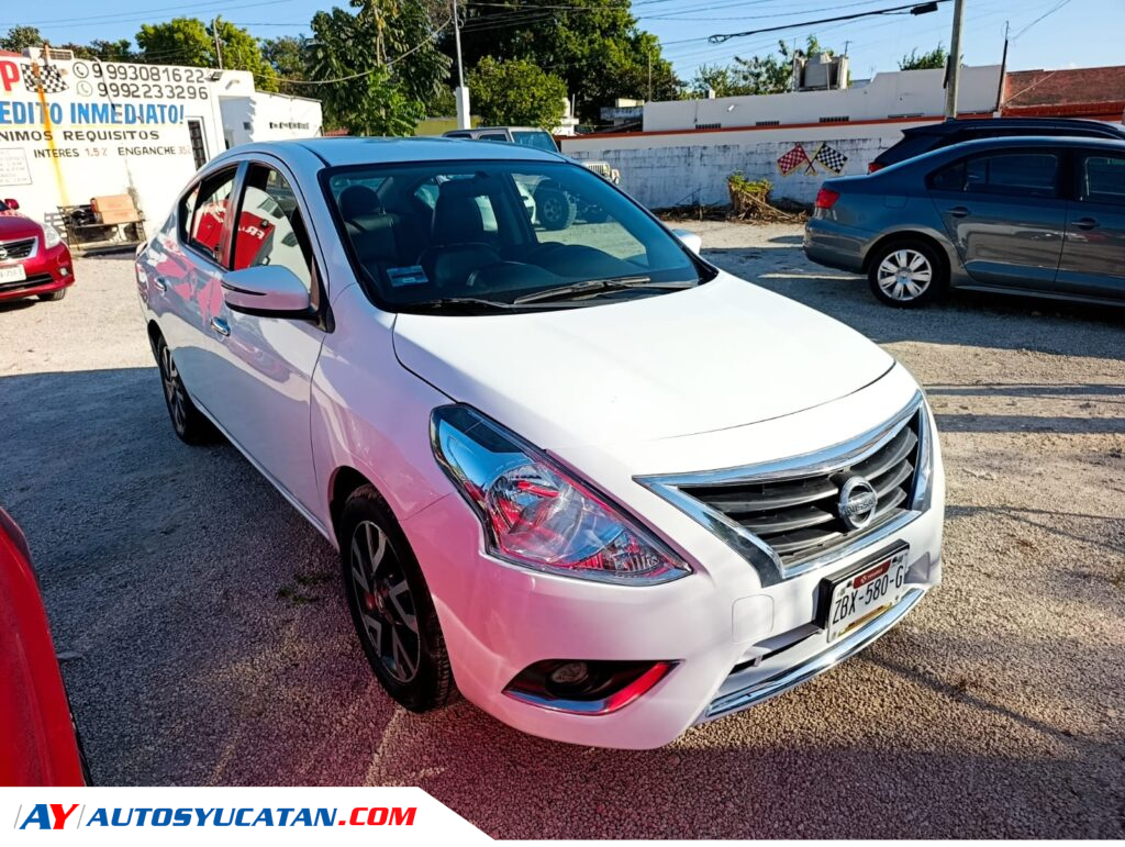 Nissan Versa 2016