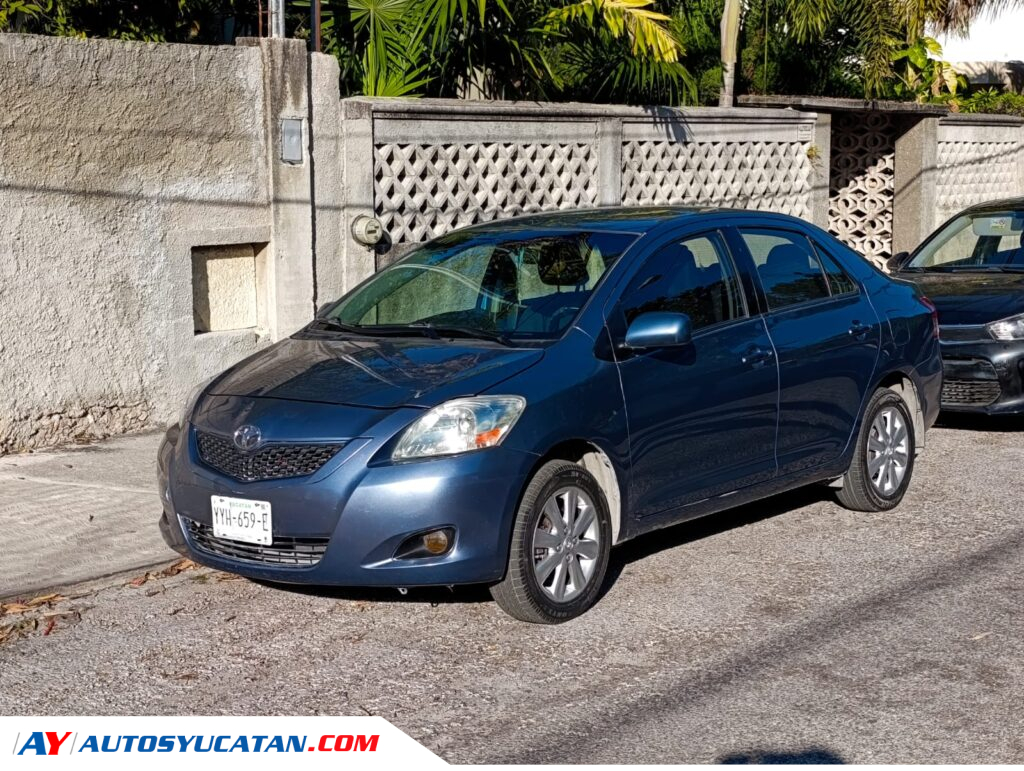 Toyota Yaris Premium 2016