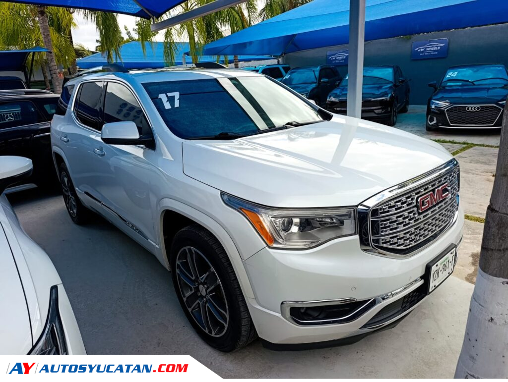 GMC Acadia Denali 2017