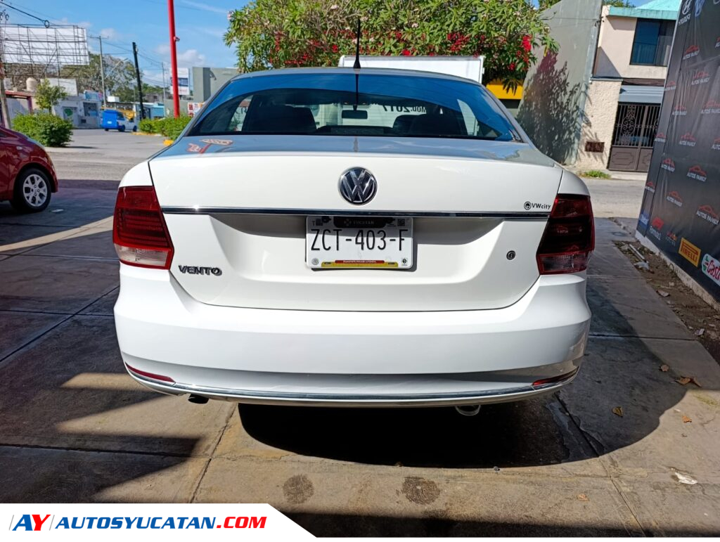 Volkswagen Vento Automático 2017