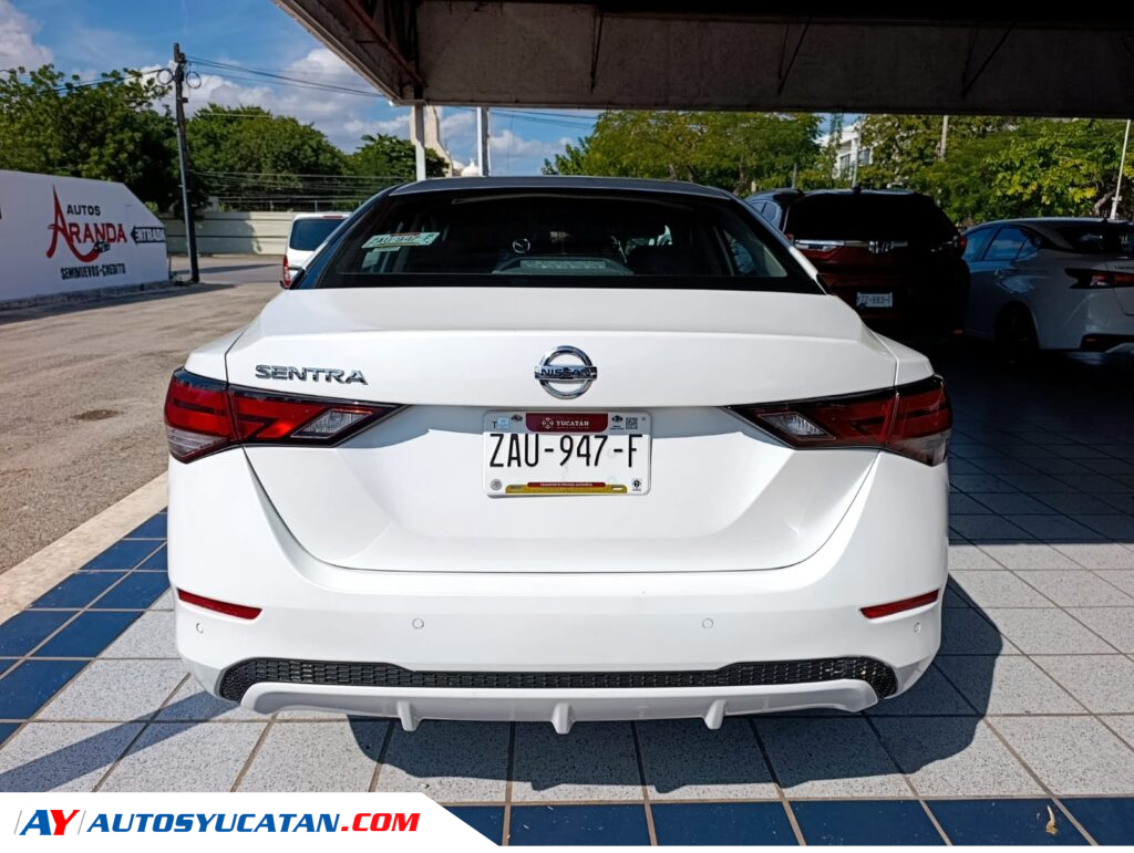 Nissan Sentra Sense Automático 2023