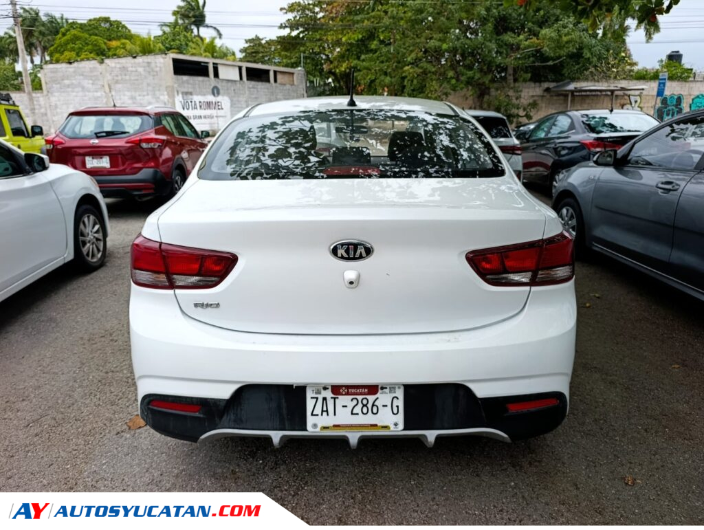 Kia Río Sedán 2020