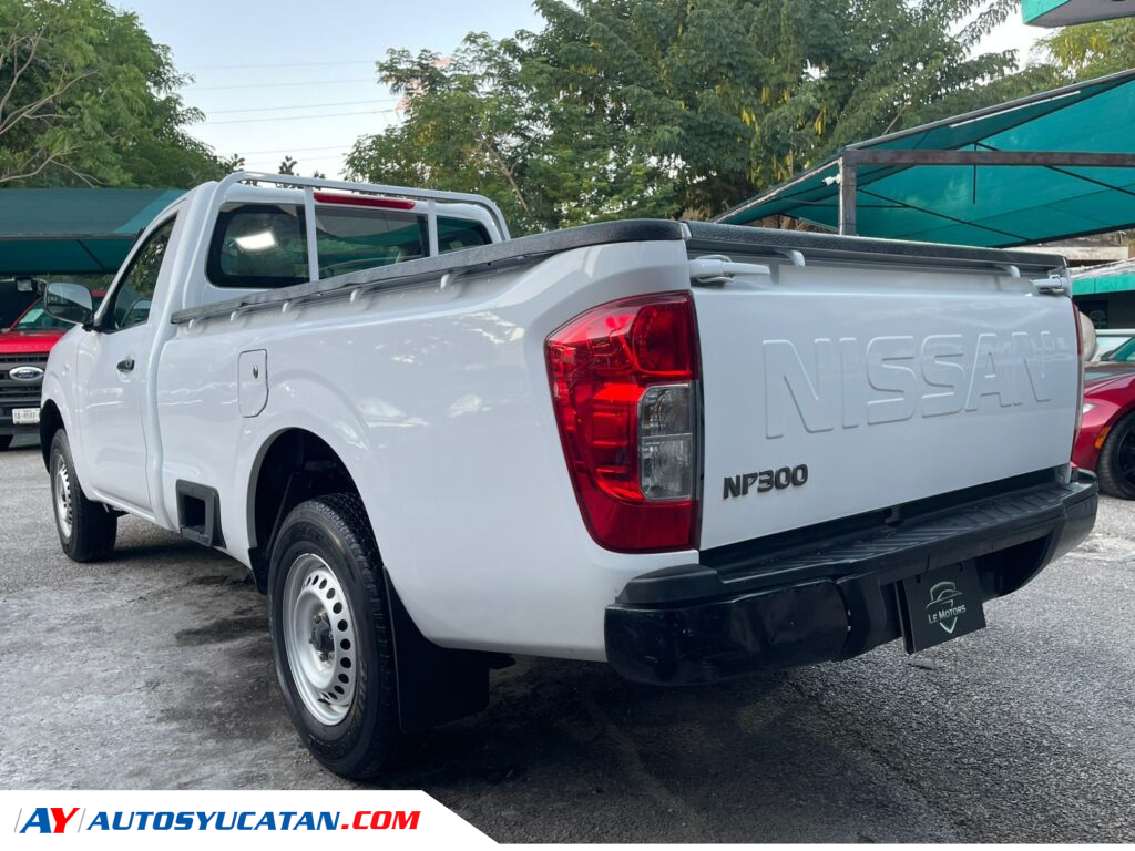 Nissan NP300 Chasis 2023