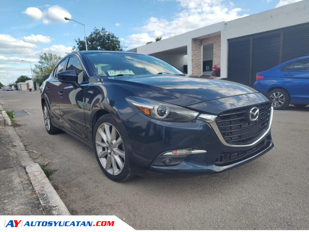 Mazda 3 i Touring 2018