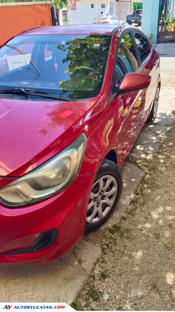 Dodge Hyundai Attitude 2013