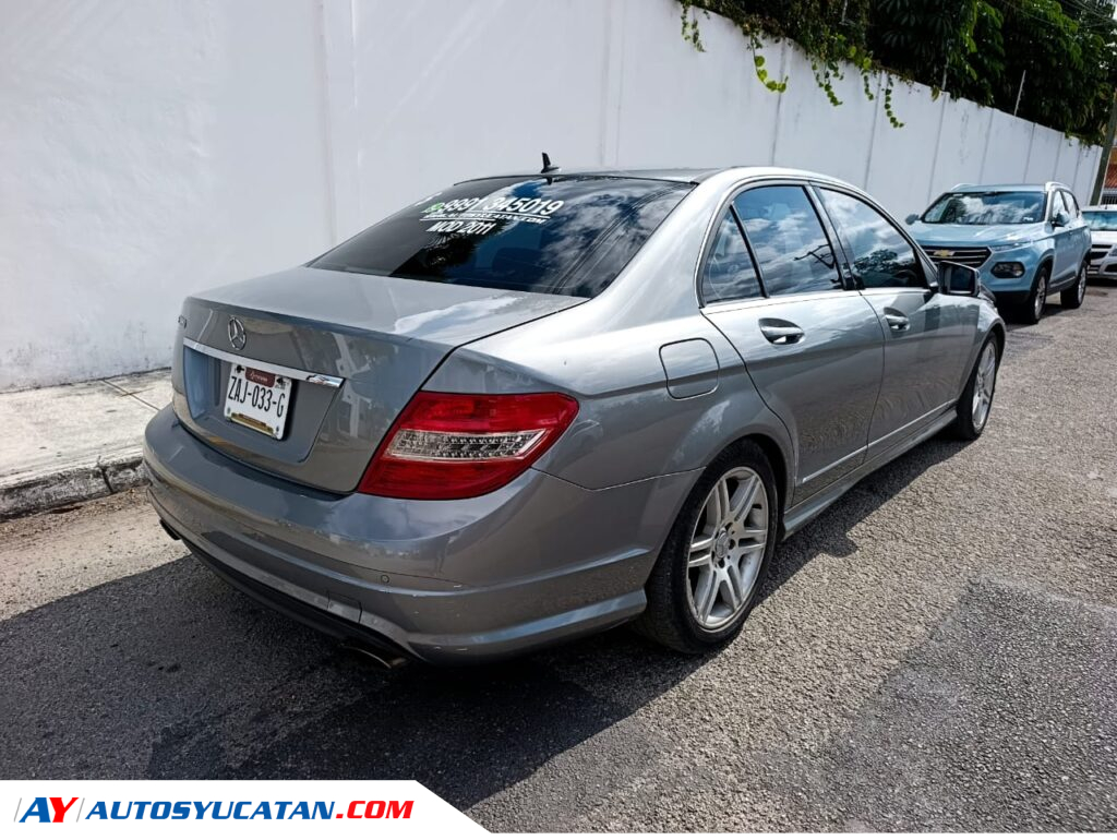 Mercedes Benz Clase C 300 2011