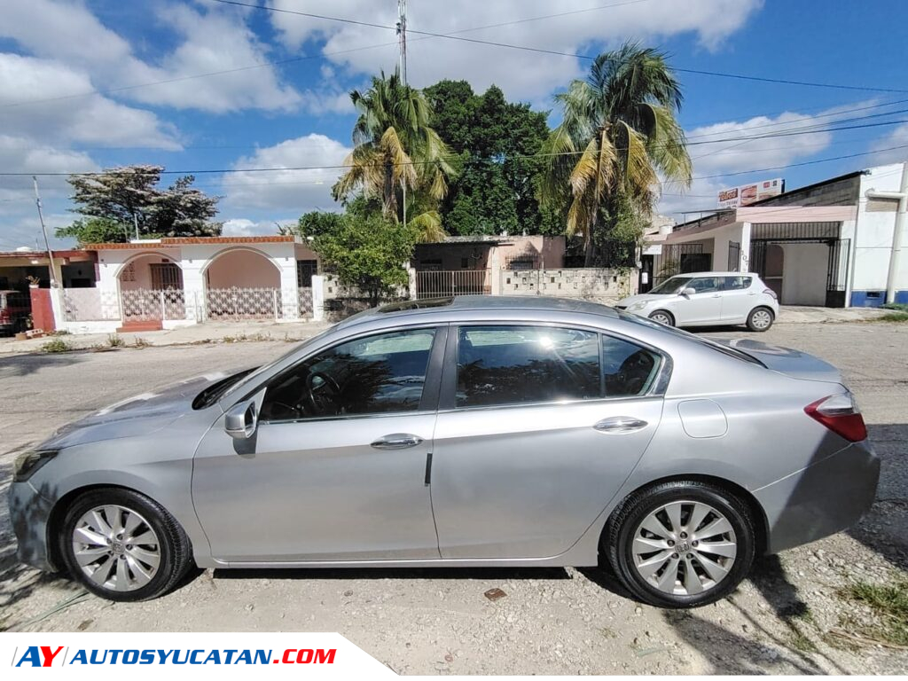 Honda Accord Navi 2015