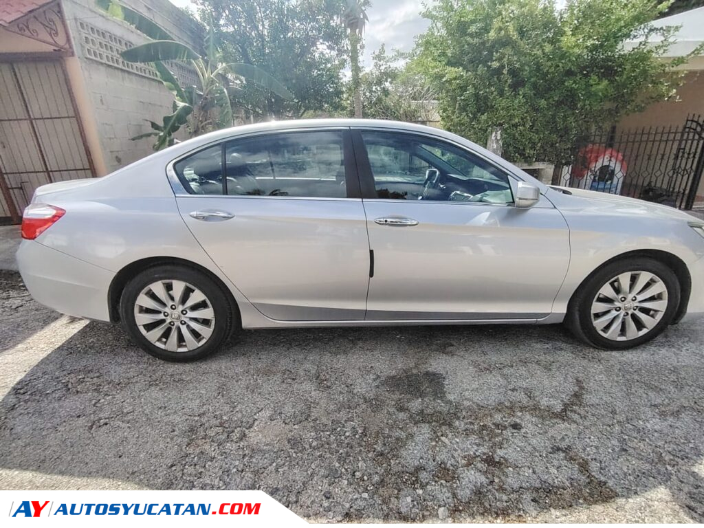 Honda Accord Navi 2015