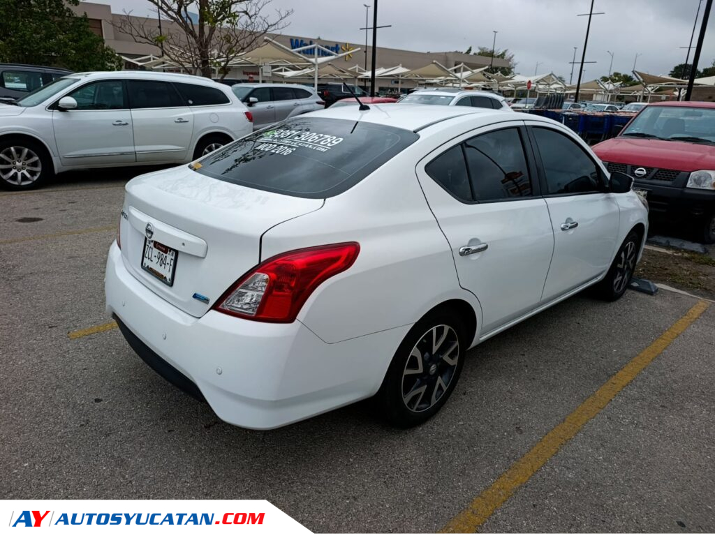 Nissan Versa Exclusive Navi 2016