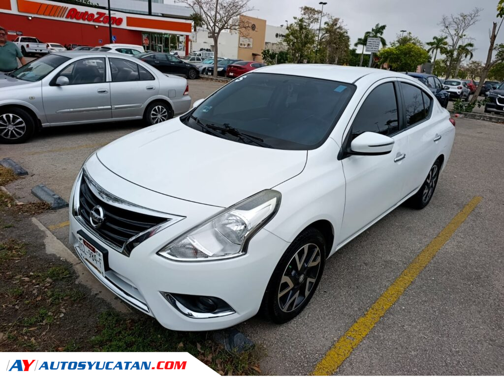 Nissan Versa Exclusive Navi 2016