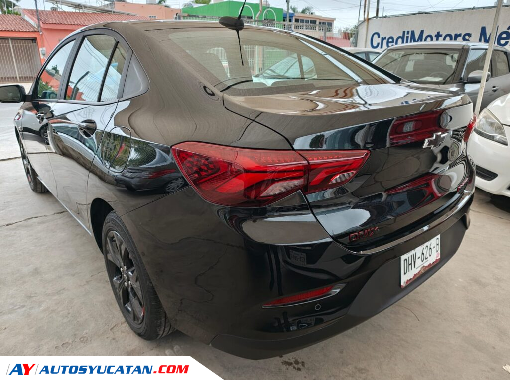 Chevrolet Onix LT Premier Redline Automático 2024