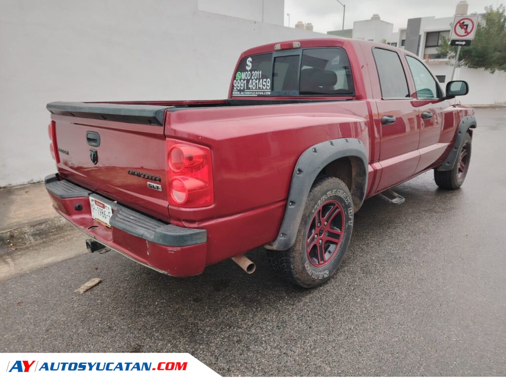 Dodge Dakota SLT Crew Cab 4x2 3.7 Automática 2011