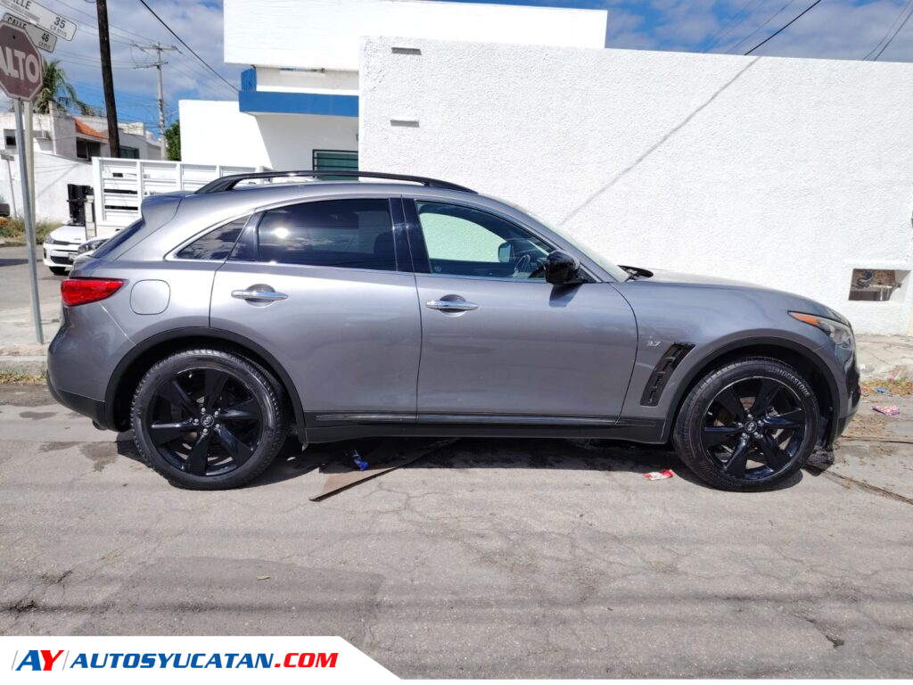 Infiniti QX70 2019