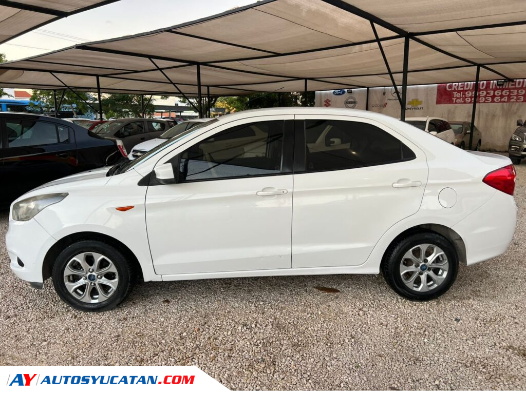 Ford Figo Titanium 2017