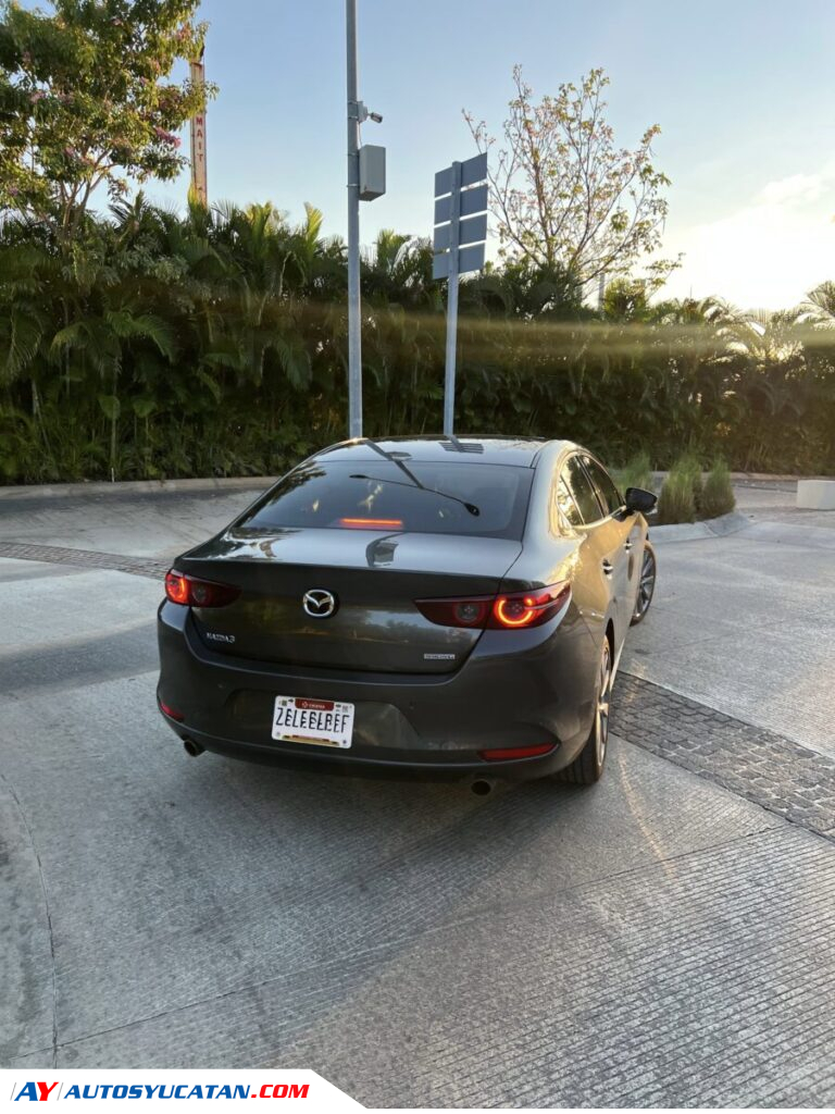 Mazda 3 Gran i Touring 2021 – Excelente estado | Precio a negociar