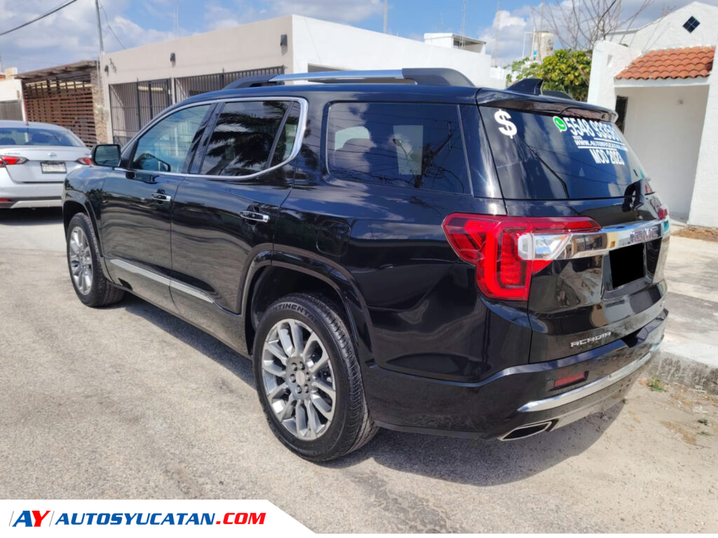 GMC Acadia Denali 2023