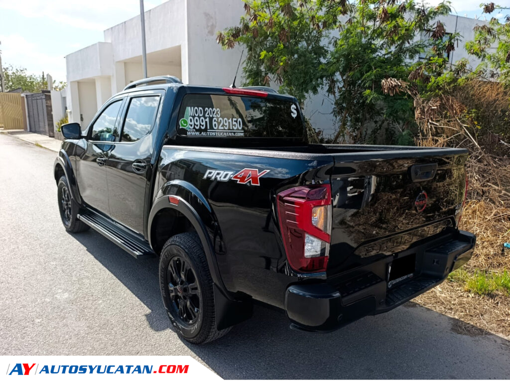 Nissan Frontier PRO 4X 2023