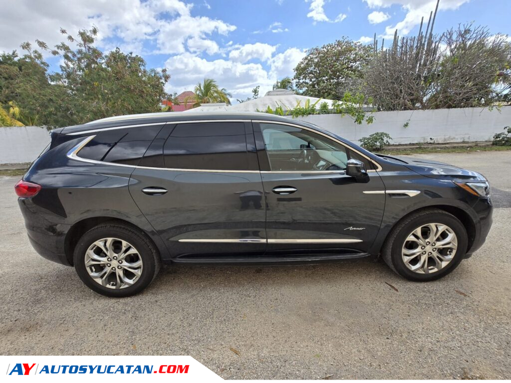Buick Enclave 50,000 km Avenir Impecable
