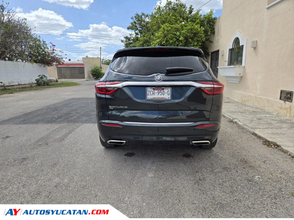 Buick Enclave 50,000 km Avenir Impecable