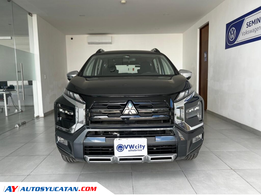 Mitsubishi Xpander Cross 2024