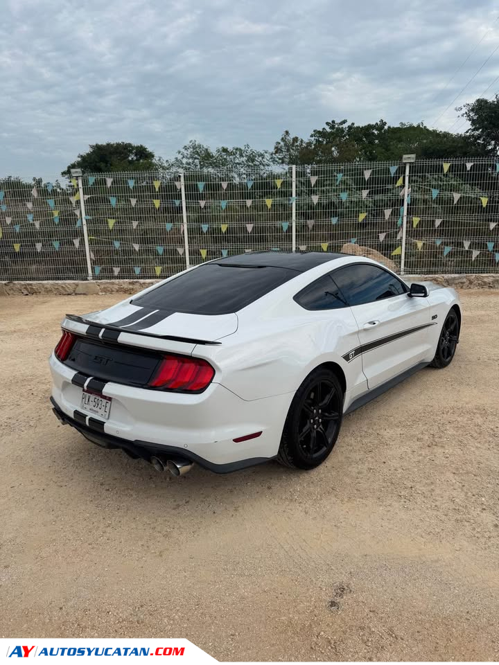 FORD MUSTANG GT 2018 ESTANDAR