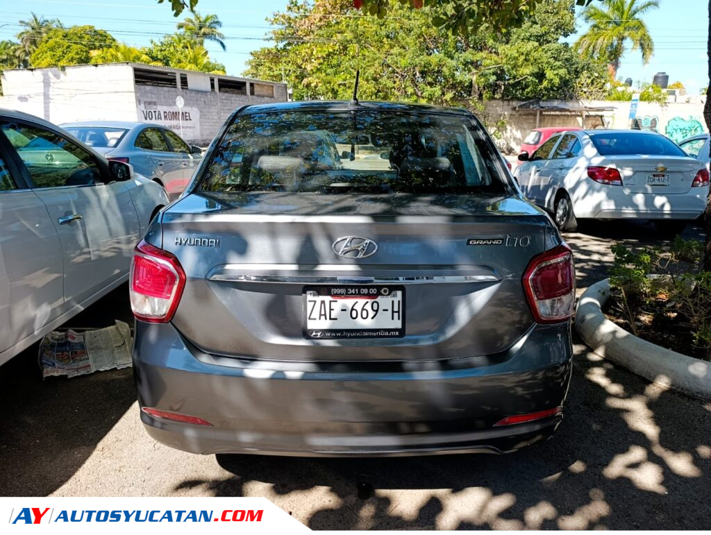 Grand i10 Sedán 2015