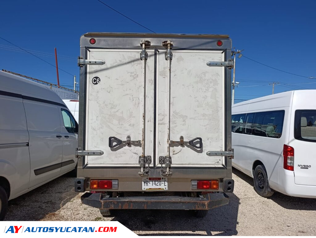 Nissan Caja Seca Diesel 2021