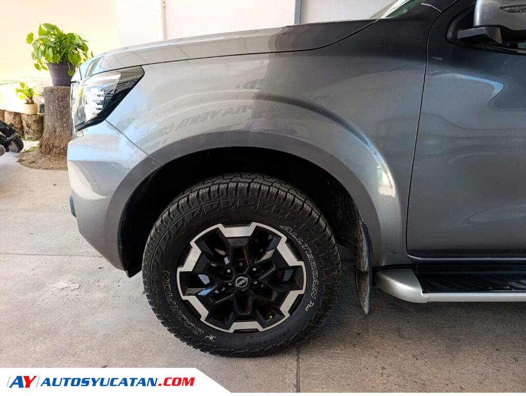 Nissan Frontier Platinum 2023