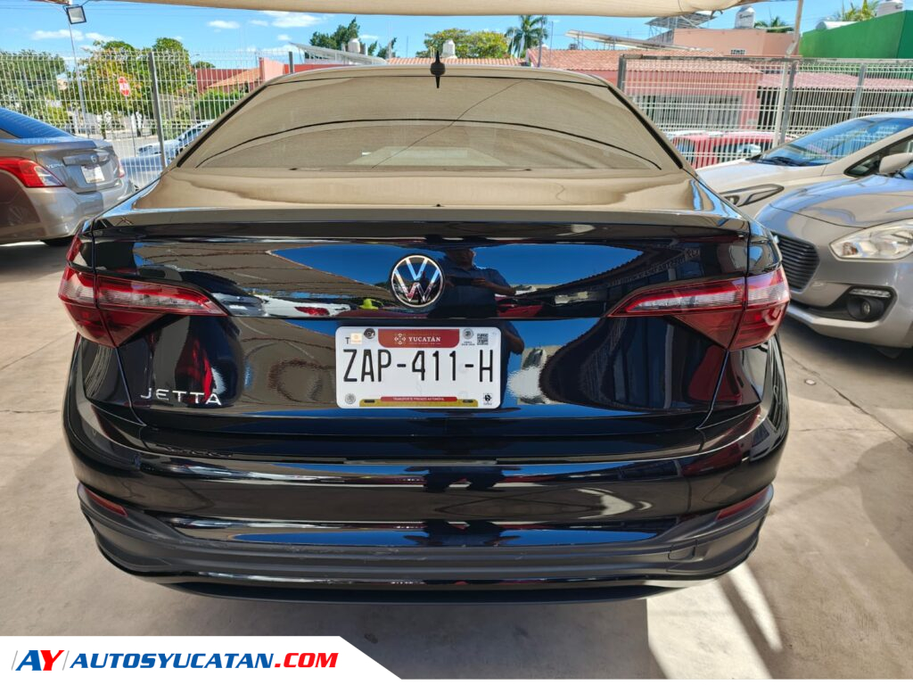 Volkswagen Jetta Automático 2023