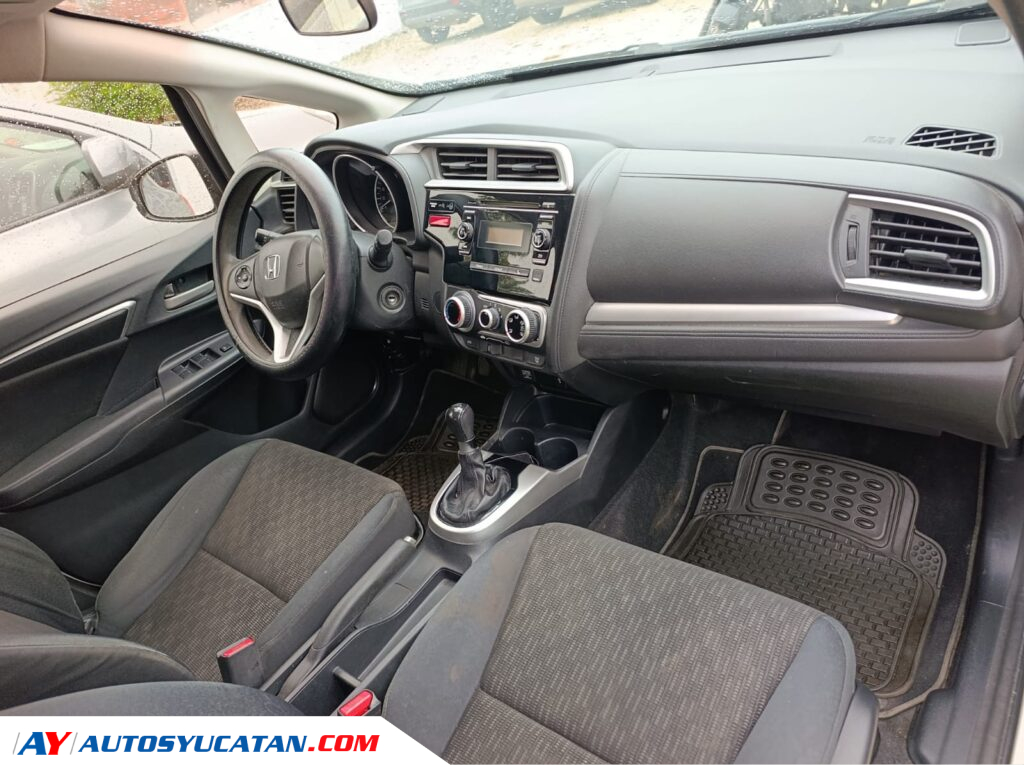 Honda Fit 2015