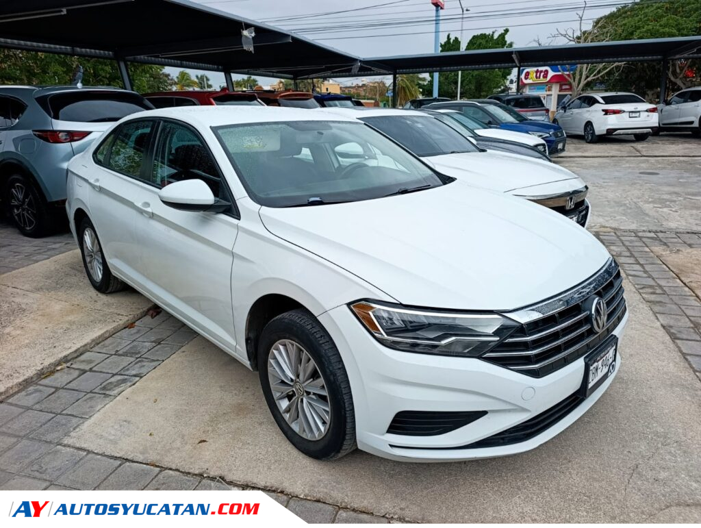 Volkswagen Jetta Confortline 2021
