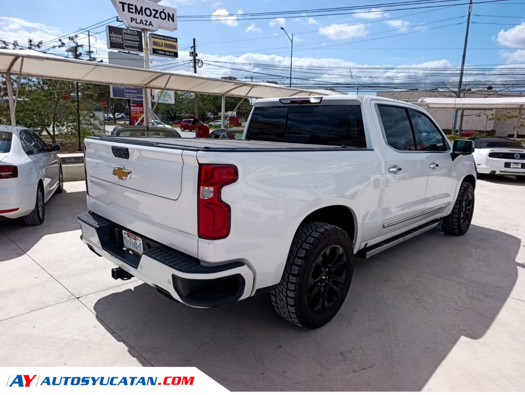 Chevrolet Cheyenne High Country 2023