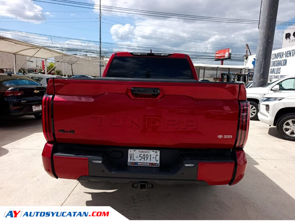 Toyoya Tundra Limited Híbrida 2023