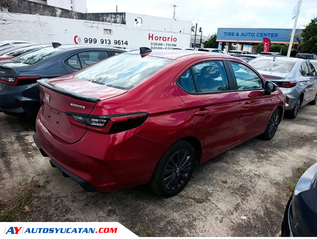 Honda City Touring 2025